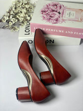 NAZLEEN